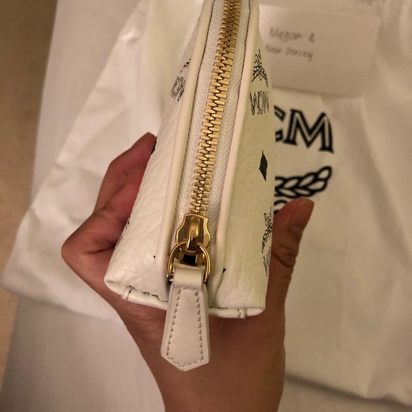 MCM Heritage Small Cosmetic Pouch - Picture 4 of 8